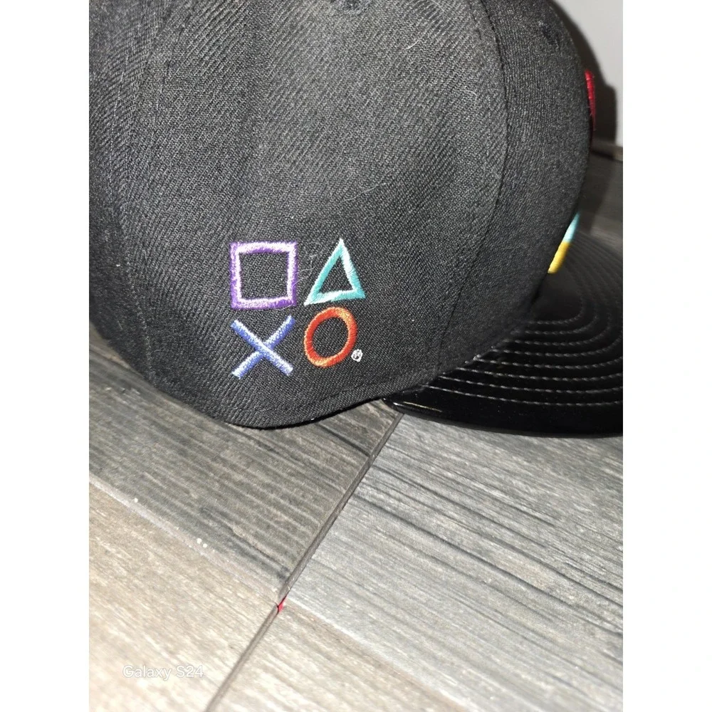 VERY RARE  Playstation New Era 59Fifty Fitted Cap Glossy Brim Size 7 1/2 - Picture 2 of 6